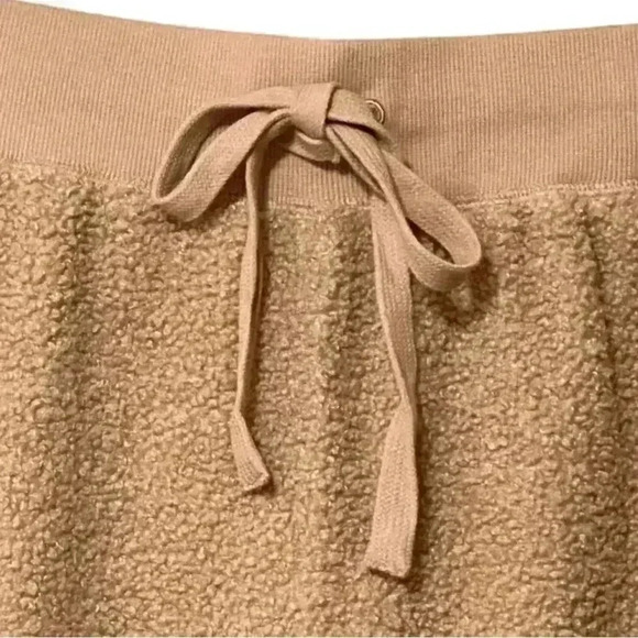 Fabletics Daria Sherpa Jogger 2X Desert Casual Loungewear Pull-On Pockets NWT - Picture 4 of 9